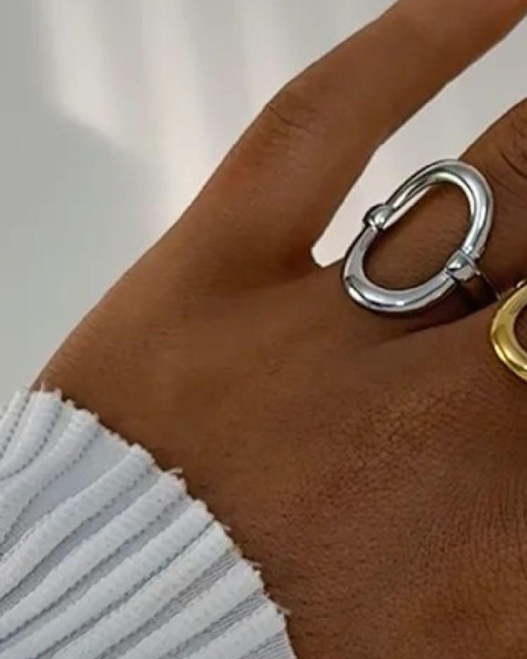 Anillo Oval Plateado