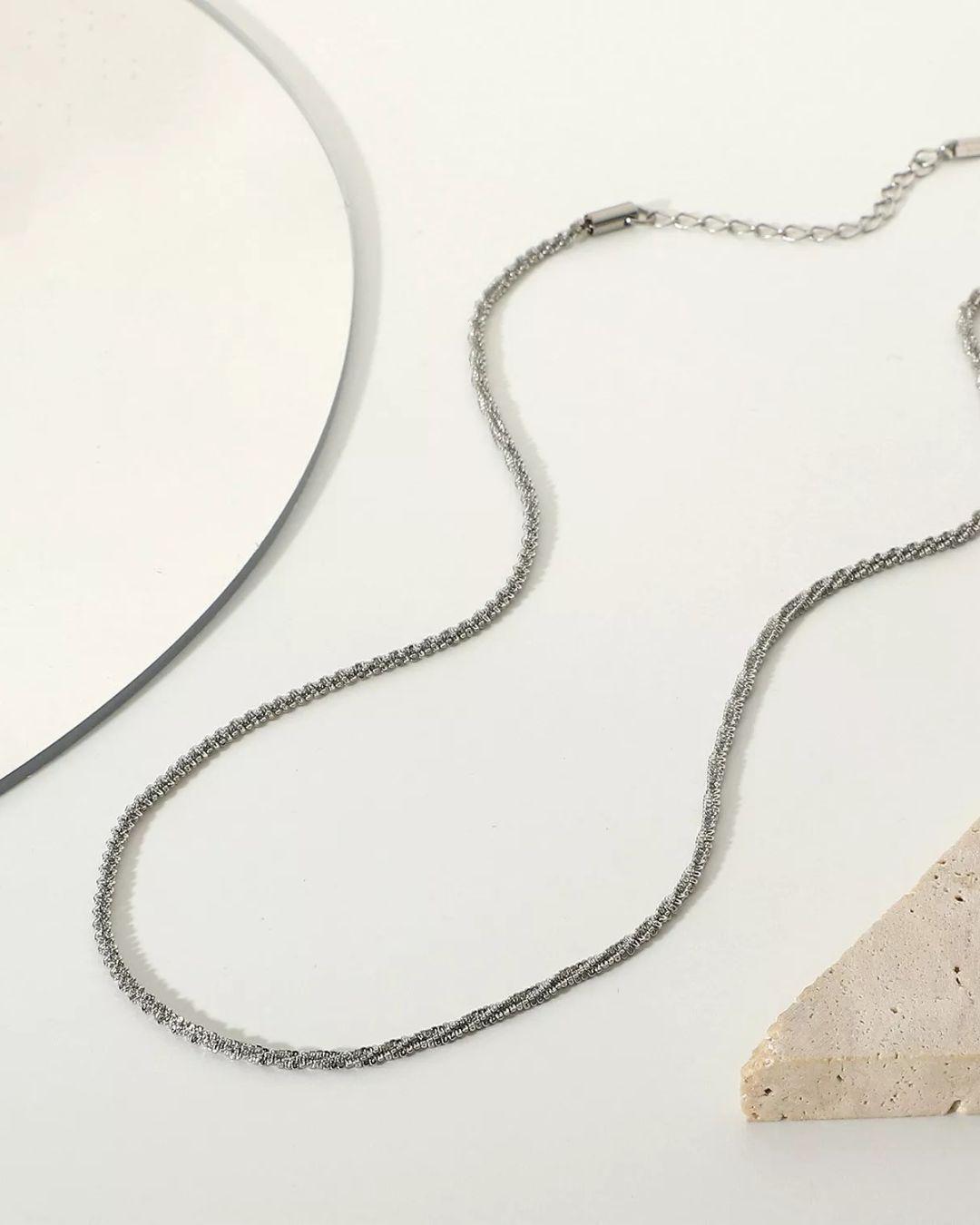 Collar Barcelona Plateado