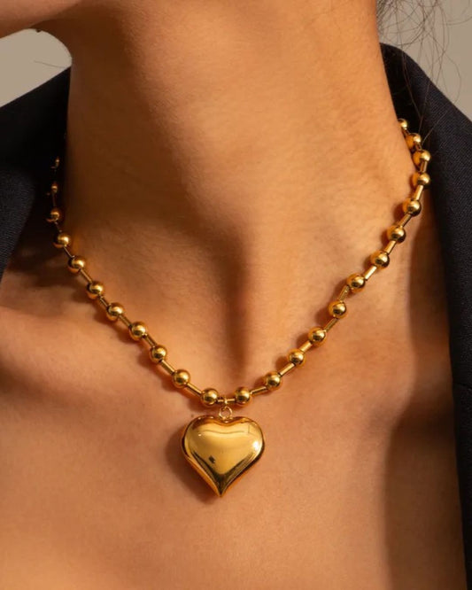 Collar Emily