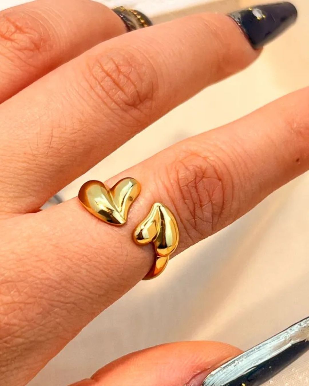 Anillo Corazon Dorado Cupido